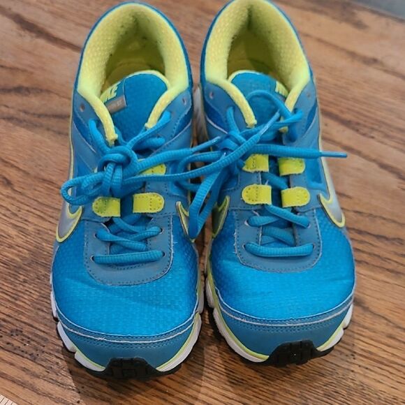 Nike Duel Fushion Running Athletic Sneakers with Mesh Upper Womens Sz 8 - Picture 1 of 8